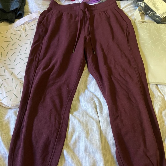 EUC Lululemon Ready To Fleece High Rise Jogger, Sz 6, Heathered Cassis - Picture 4 of 9